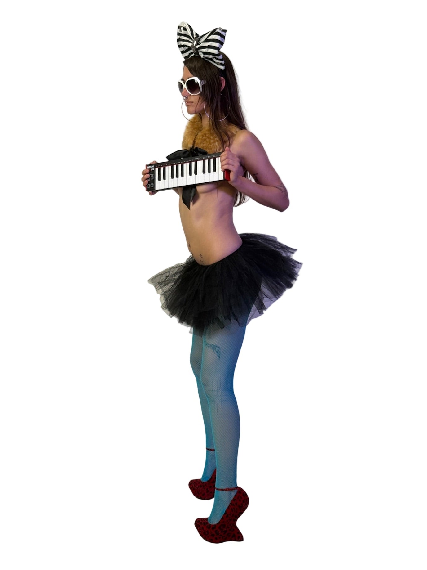 studs n stripes bow (˘͈ ᵕ ˘͈♡)