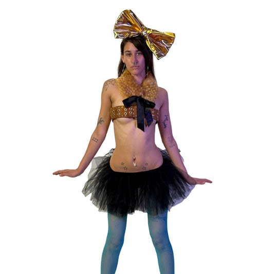 golden touch giant bow ₊✩‧₊˚౨ৎ˚₊✩‧₊